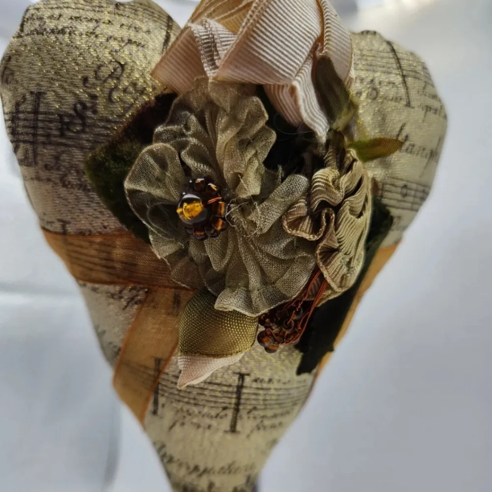 Christmas Ornament, Pillow heart, Music theme, gold shimmer, floral